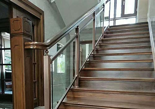 中式风格别墅最新实木楼梯扶手图片
