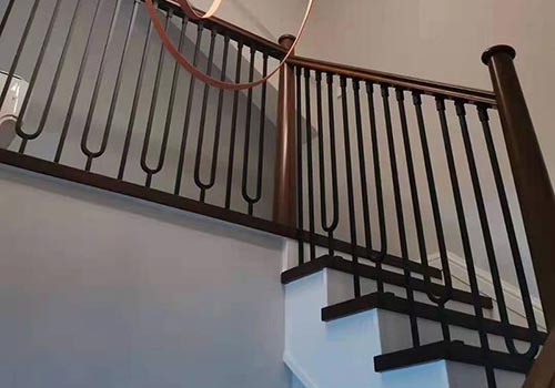最新复式阁楼室内钢结构楼梯扶手设计效果图